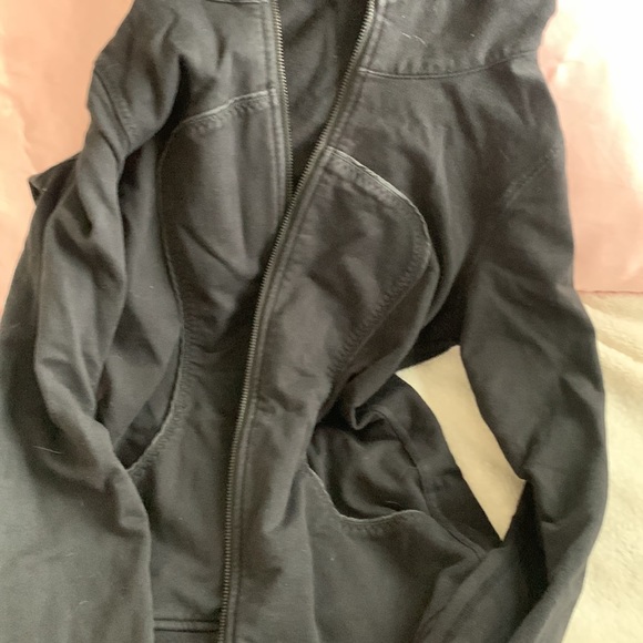 Black lululemon jacket - Picture 3 of 3